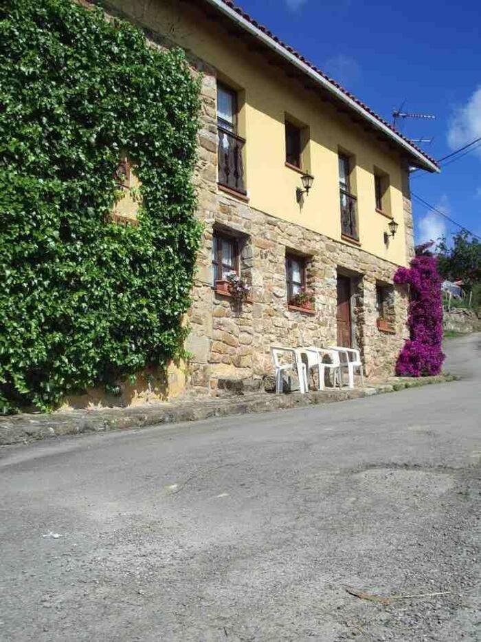 Alojamientos Rurales Pena Crespa Tresvilla Kültér fotó